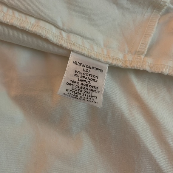 Shorts by Trina Turk NWT - Picture 4 of 4